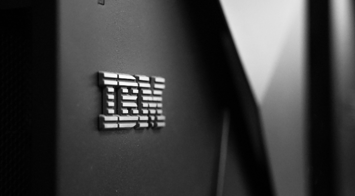 IBM lance une nouvelle "académie des grands systèmes et de l'IA" en Ile-de-France