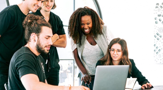 IA et inclusion des personnes déficientes visuelles : 10 start-ups rejoignent l'incubateur du Campus Louis Braille