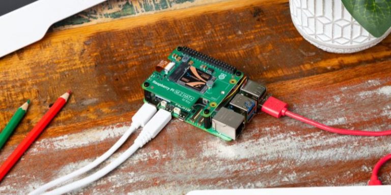 Nouvelle extension pour Raspberry Pi 5 : lancement du M.2 HAT+ pour des performances améliorées