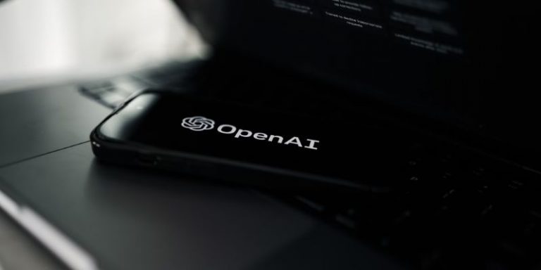 OpenAI annonce des réductions pour les organisations à but non lucratif et s’associe à l’IRC